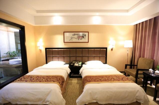 Jinan Yue Ming Xuan Hotel Tế Nam Ngoại thất bức ảnh