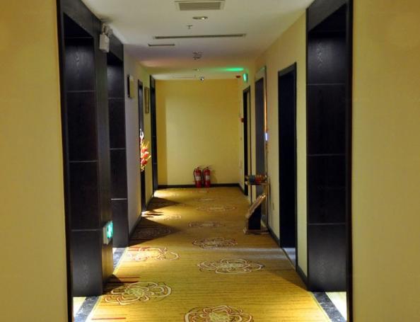 Jinan Yue Ming Xuan Hotel Tế Nam Ngoại thất bức ảnh